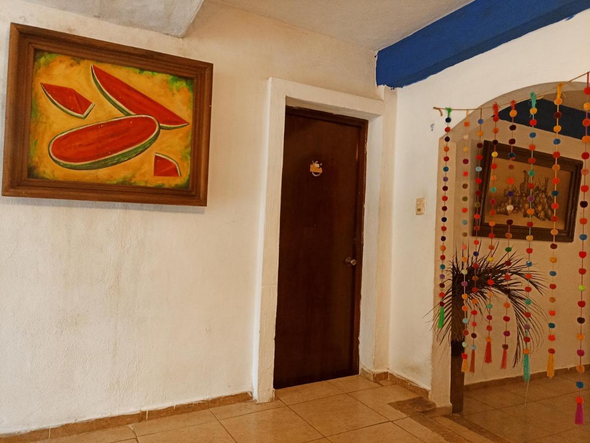 Casa De Los Pajaros - B&B Valladolid  Buitenkant foto